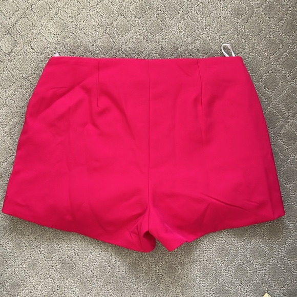 Hot pink rosette 3d flower skort size L - Picture 2 of 3